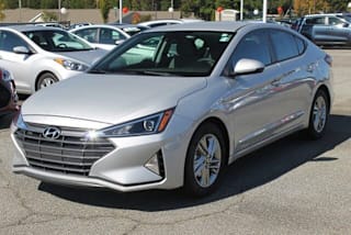 2019 Hyundai Elantra SEL KMHD84LF9KU806721 2019 Hyundai Elantra SEL