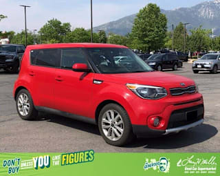 2018 Kia Soul + KNDJP3A58J7604562 2018 Kia Soul +