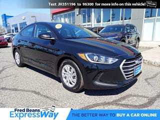 2018 Hyundai Elantra SE 5NPD74LF8JH351196 2018 Hyundai Elantra SE