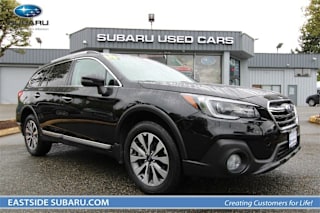 2019 Subaru Outback 3.6R Touring 4S4BSETC8K3242814 2019 Subaru Outback 3.6R Touring