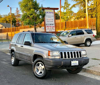 1998 Jeep Grand Cherokee Laredo 1J4FX58S2WC261673 1998 Jeep Grand Cherokee Laredo