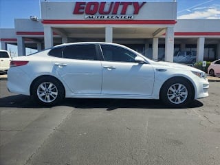 2018 Kia Optima LX 5XXGT4L33JG180545 2018 Kia Optima LX
