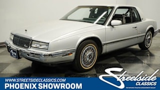 1989 Buick Riviera Base 1G4EZ11C7KU414734 1989 Buick Riviera Base
