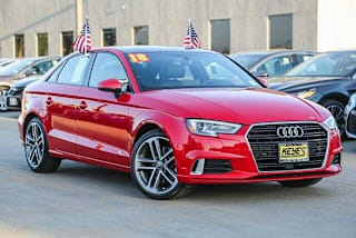 2018 Audi A3 2.0T Premium WAUAUGFF5J1036191 2018 Audi A3 2.0T Premium