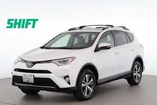 2017 Toyota RAV4 JTMRFREV6HD209682 2017 Toyota RAV4