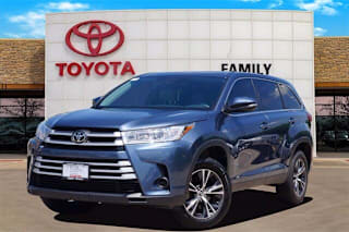 2019 Toyota Highlander LE 5TDZARFH2KS053577 2019 Toyota Highlander LE