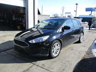 2018 Ford Focus SE 1FADP3K25JL250787 2018 Ford Focus SE