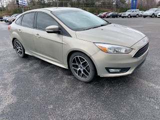 2015 Ford Focus SE 1FADP3FE7FL286900 2015 Ford Focus SE