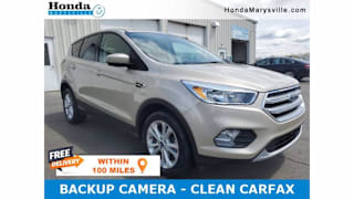 2017 Ford Escape SE 1FMCU0GD8HUC22201 2017 Ford Escape SE