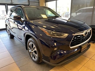 2021 Toyota Highlander XLE 5TDHZRBH1MS071968 2021 Toyota Highlander XLE