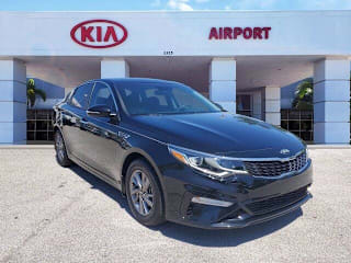 2020 Kia Optima LX 5XXGT4L39LG395656 2020 Kia Optima LX