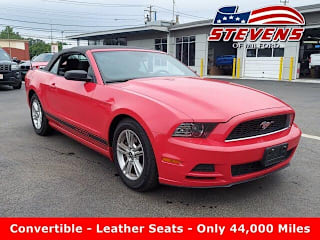 2014 Ford Mustang V6 1ZVBP8EM1E5310440 2014 Ford Mustang V6