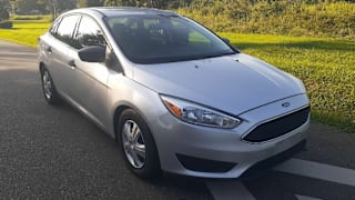 2015 Ford Focus 1FADP3E27FL254956 2015 Ford Focus