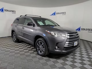 2018 Toyota Highlander XLE 5TDJZRFH1JS499501 2018 Toyota Highlander XLE