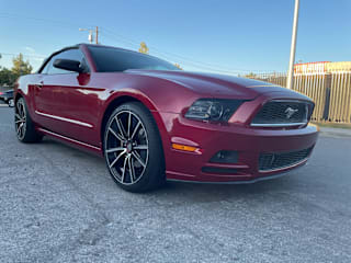 2014 Ford Mustang V6 1ZVBP8EM3E5239502 2014 Ford Mustang V6