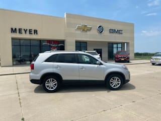 2014 Kia Sorento LX 5XYKT3A67EG497232 2014 Kia Sorento LX