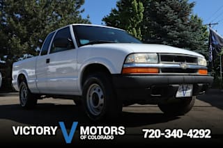 2003 Chevrolet S-10 Base 1GCDT19X138193263 2003 Chevrolet S-10 Base