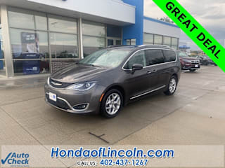 2017 Chrysler Pacifica Touring-L Plus 2C4RC1EG7HR652951 2017 Chrysler Pacifica Touring-L Plus