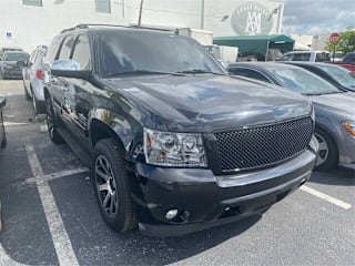 2013 Chevrolet Tahoe 1GNSCBE01DR200608 2013 Chevrolet Tahoe