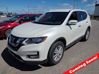 2017 Nissan Rogue SV 5N1AT2MV5HC777700 2017 Nissan Rogue SV