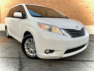 2011 Toyota Sienna 5TDYK3DC7BS027909 2011 Toyota Sienna