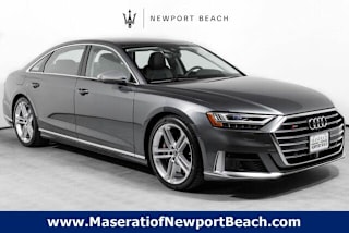 2020 Audi S8 WAU8SAF83LN010056 2020 Audi S8