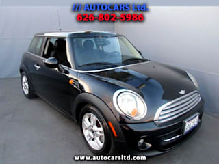 2011 MINI Cooper WMWSU3C56BT091473 2011 MINI Cooper