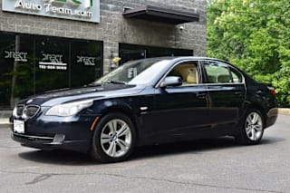 2010 BMW 5 Series 528i xDrive WBANV1C51AC445056 2010 BMW 5 Series 528i xDrive