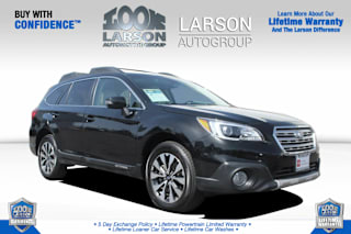 2017 Subaru Outback 2.5i Limited 4S4BSANC4H3225992 2017 Subaru Outback 2.5i Limited
