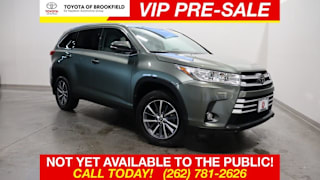 2019 Toyota Highlander XLE 5TDJZRFH8KS925850 2019 Toyota Highlander XLE