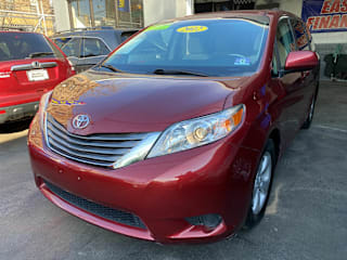 2012 Toyota Sienna 5TDKK3DC3CS194100 2012 Toyota Sienna