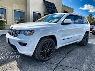 2017 Jeep Grand Cherokee Laredo 1C4RJFAG3HC707218 2017 Jeep Grand Cherokee Laredo