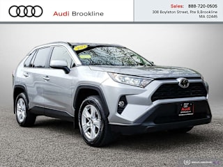 2019 Toyota RAV4 XLE JTMP1RFV4KD514478 2019 Toyota RAV4 XLE