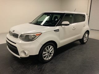 2018 Kia Soul + KNDJP3A55J7523129 2018 Kia Soul +