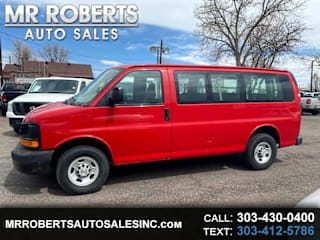 2007 Chevrolet Express Passenger 1GAHG35U771216128 2007 Chevrolet Express Passenger