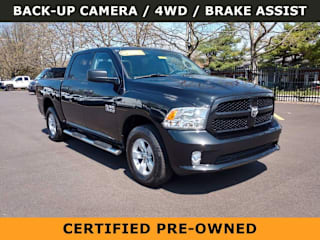 2018 Ram Pickup 1500 Express 1C6RR7KG7JS220801 2018 Ram Pickup 1500 Express