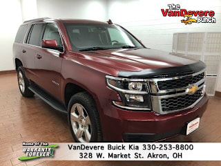 2017 Chevrolet Tahoe LT 1GNSKBKC2HR275020 2017 Chevrolet Tahoe LT