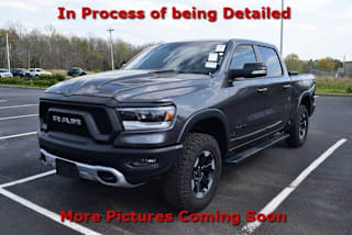 2019 Ram Pickup 1500 1C6SRFLT2KN776439 2019 Ram Pickup 1500