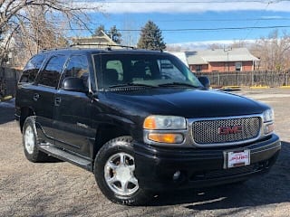 2005 GMC Yukon Denali 1GKEK63U45J142973 2005 GMC Yukon Denali