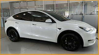 2021 Tesla Model Y Long Range 5YJYGDEE6MF092667 2021 Tesla Model Y Long Range