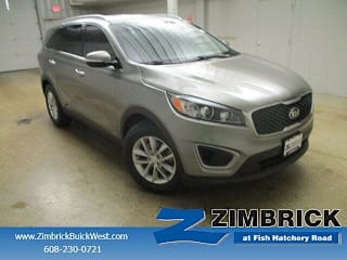 2018 Kia Sorento LX 5XYPGDA3XJG424663 2018 Kia Sorento LX