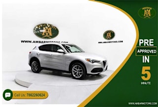 2018 Alfa Romeo Stelvio Base ZASFAKAN4J7B73372 2018 Alfa Romeo Stelvio Base