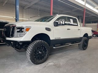 2017 Nissan Titan SL 1N6AA1E59HN546156 2017 Nissan Titan SL
