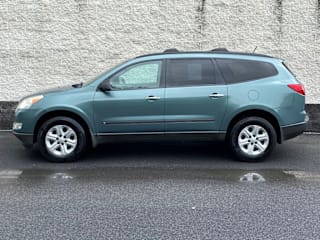 2009 Chevrolet Traverse LS 1GNER13D39S134090 2009 Chevrolet Traverse LS