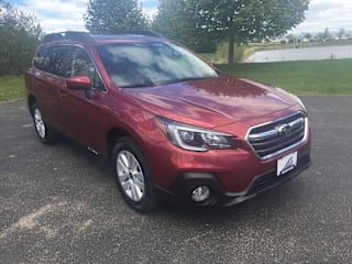 2018 Subaru Outback 2.5i Premium 4S4BSACC9J3378666 2018 Subaru Outback 2.5i Premium