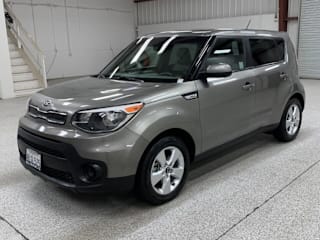 2018 Kia Soul Base KNDJN2A2XJ7615052 2018 Kia Soul Base