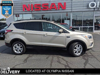 2018 Ford Escape SE 1FMCU9GD9JUB40519 2018 Ford Escape SE