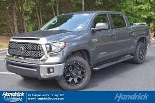 2019 Toyota Tundra SR5 5TFDW5F14KX796940 2019 Toyota Tundra SR5