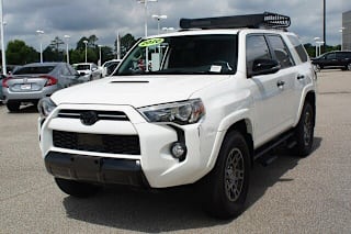 2020 Toyota 4Runner SR5 JTEBU5JR1L5787132 2020 Toyota 4Runner SR5