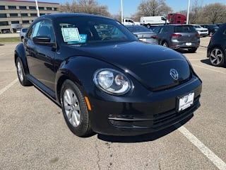 2016 Volkswagen Beetle 3VWF17AT2GM609202 2016 Volkswagen Beetle